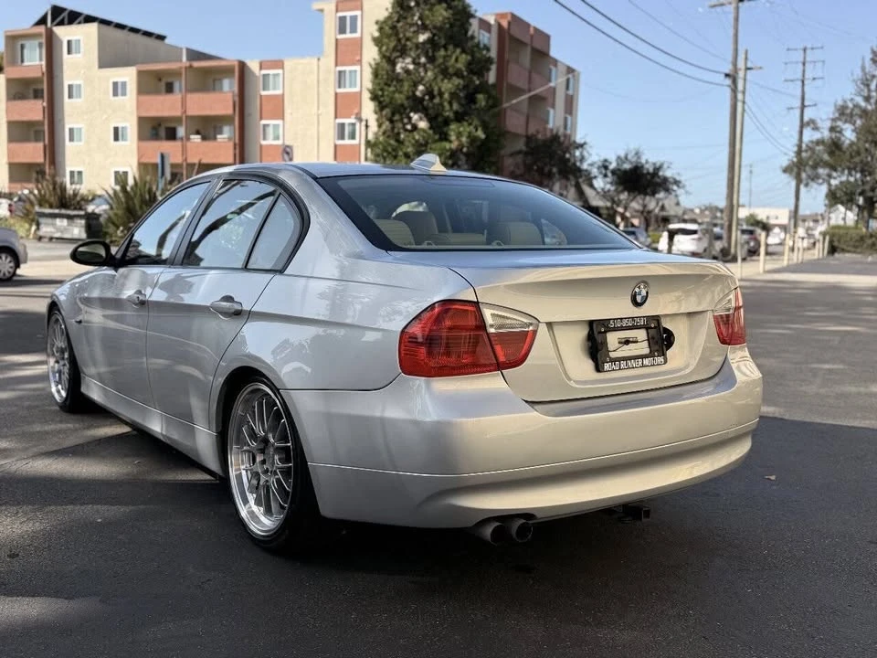 2007 BMW E90 3 Series Sedan - Image 5 of 12