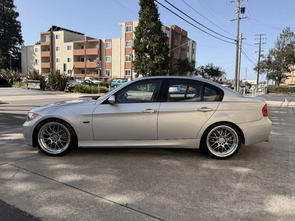 2007 BMW E90 3 Series Sedan - Image 4 of 12