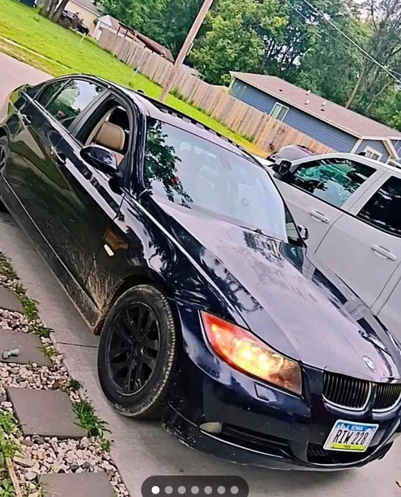 2007 BMW E90 3 Series Sedan - Image 3 of 3