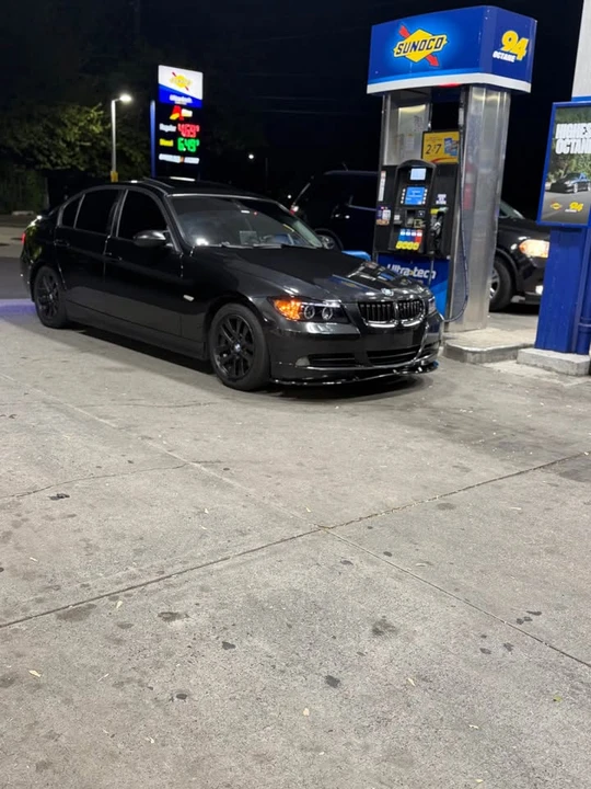 2007 BMW E90 3 Series Sedan - Image 2 of 6