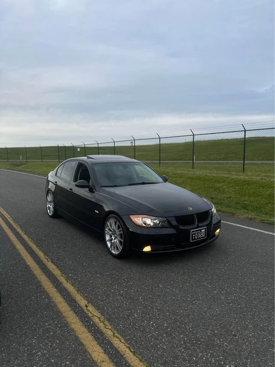 2007 BMW E90 3 Series Sedan - Image 3 of 11