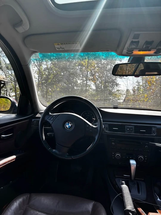 2007 BMW E90 3 Series Sedan - Image 9 of 16