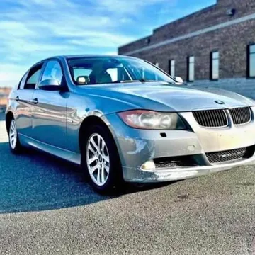 2007 BMW 3 Series 328xi Sedan 4D