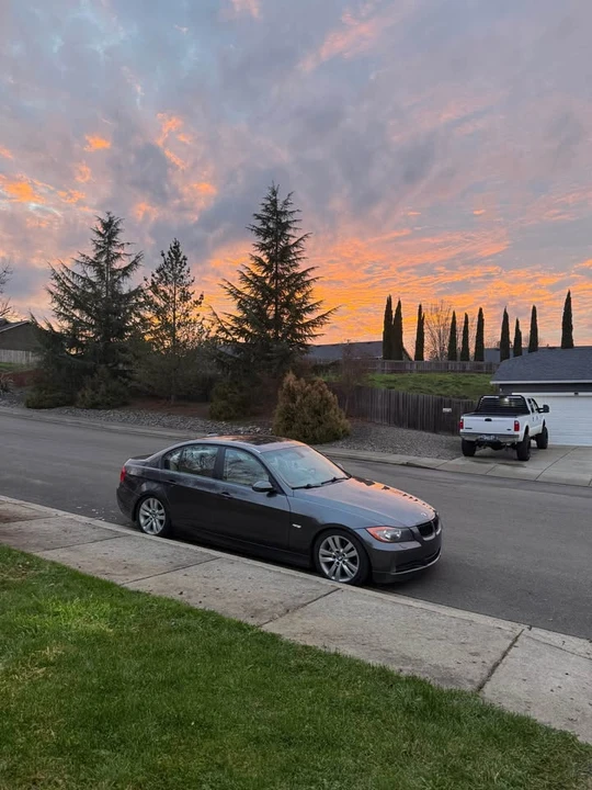 2007 BMW E90 3 Series Sedan - Image 8 of 15