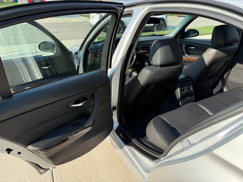 2007 BMW E90 3 Series Sedan - Image 8 of 12