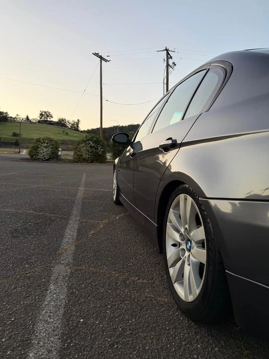 2007 BMW E90 3 Series Sedan - Image 3 of 15