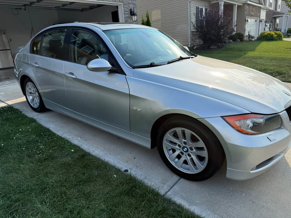 2007 BMW E90 3 Series Sedan - Image 3 of 12