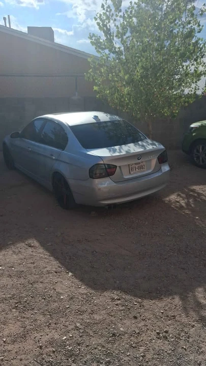 2007 BMW E90 3 Series Sedan - Image 9 of 10