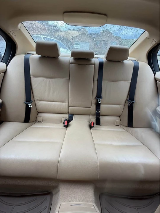 2007 BMW E90 3 Series Sedan - Image 14 of 15