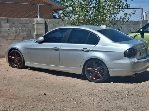 2007 BMW 3 Series 328xi Sedan 4D