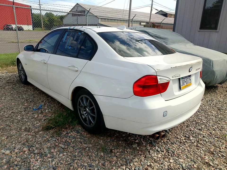 2007 BMW E90 3 Series Sedan - Image 4 of 15