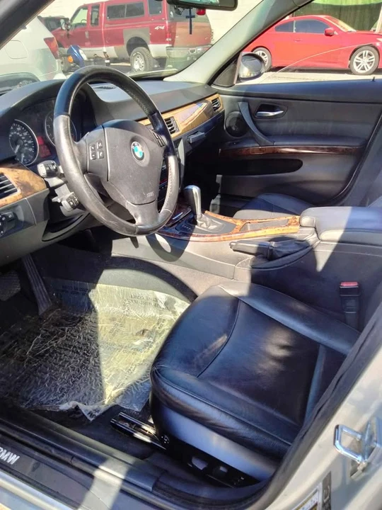2007 BMW - Image 4 of 5