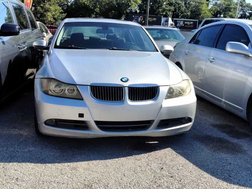 2007 BMW - Image 2 of 5