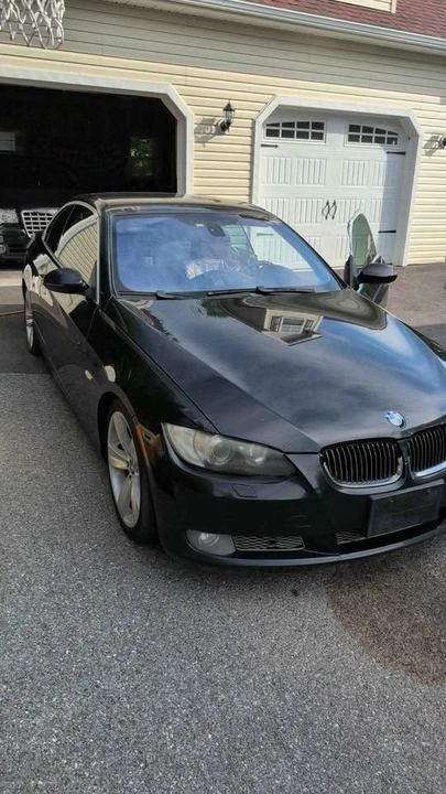 2007 BMW E93 335i Convertible - Image 2 of 8