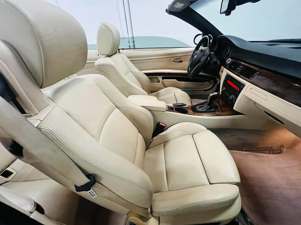 2007 BMW E93 335i Convertible - Image 12 of 17