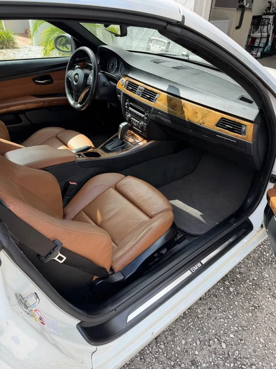 2007 BMW E93 335i Convertible - Image 8 of 11