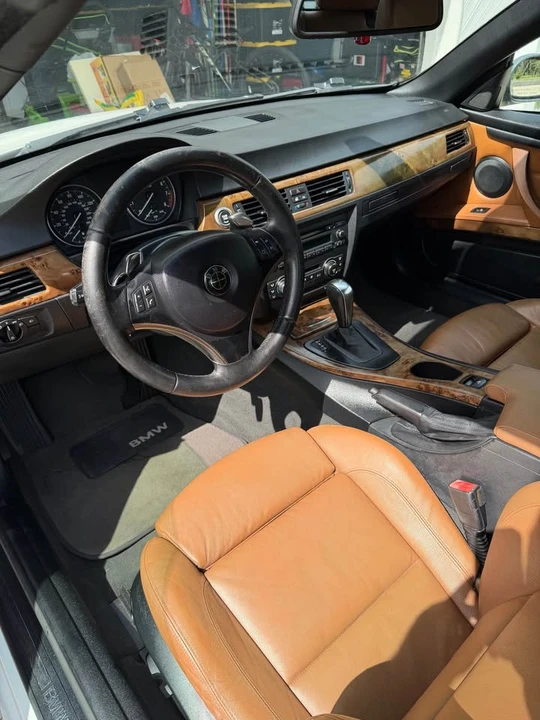 2007 BMW E93 335i Convertible - Image 5 of 11