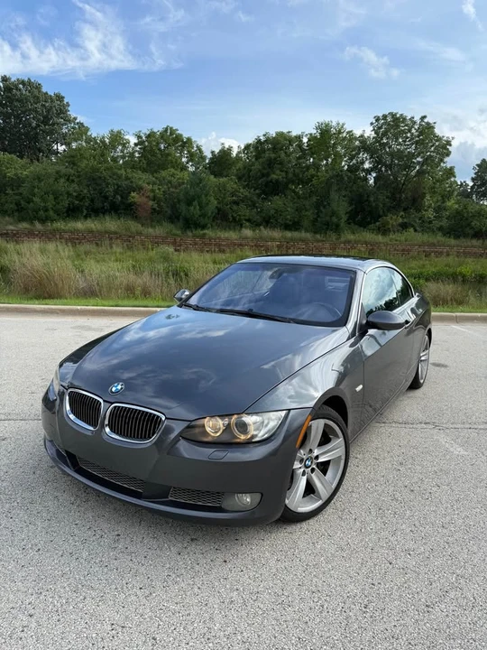 2007 BMW E93 335i Convertible - Image 2 of 11