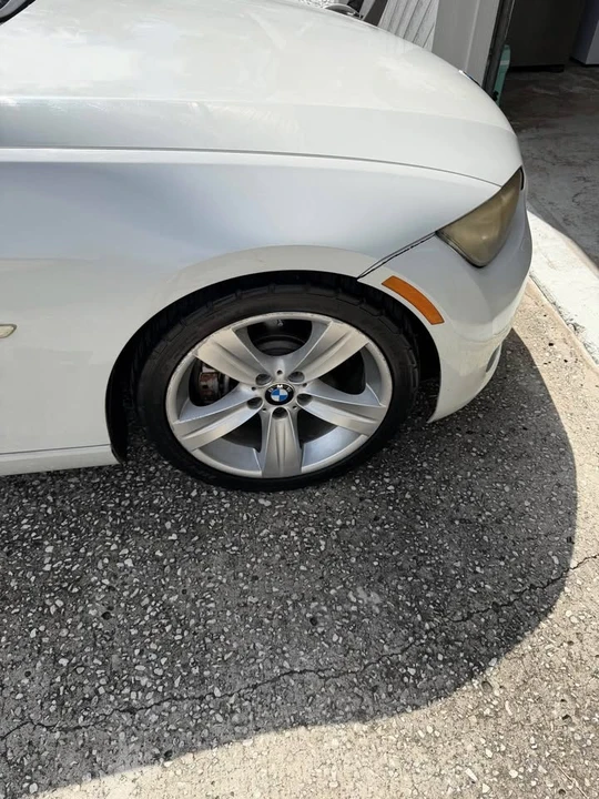 2007 BMW E93 335i Convertible - Image 10 of 11
