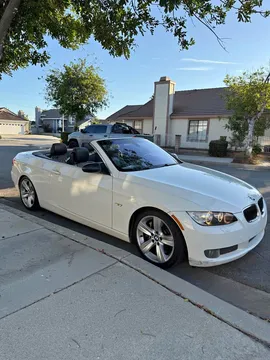 2007 BMW 335i Convertible 2D