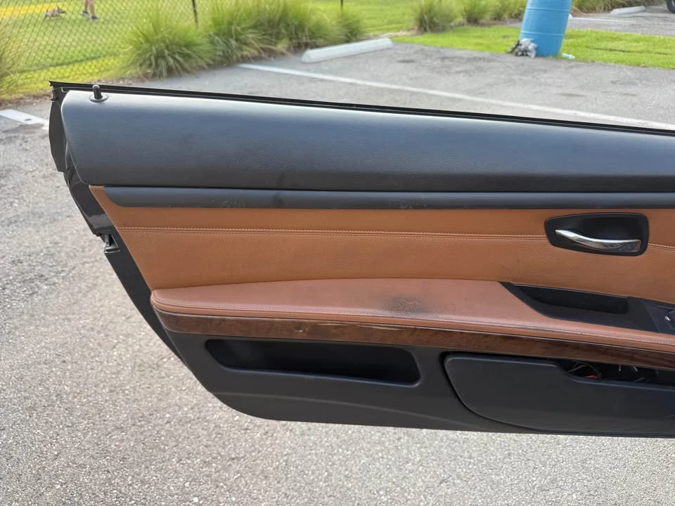 2007 BMW E93 335i Convertible - Image 15 of 16