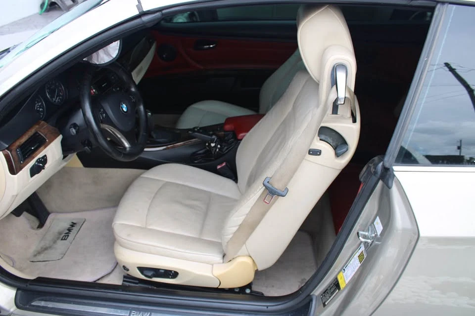 2007 BMW E93 335i Convertible - Image 8 of 20