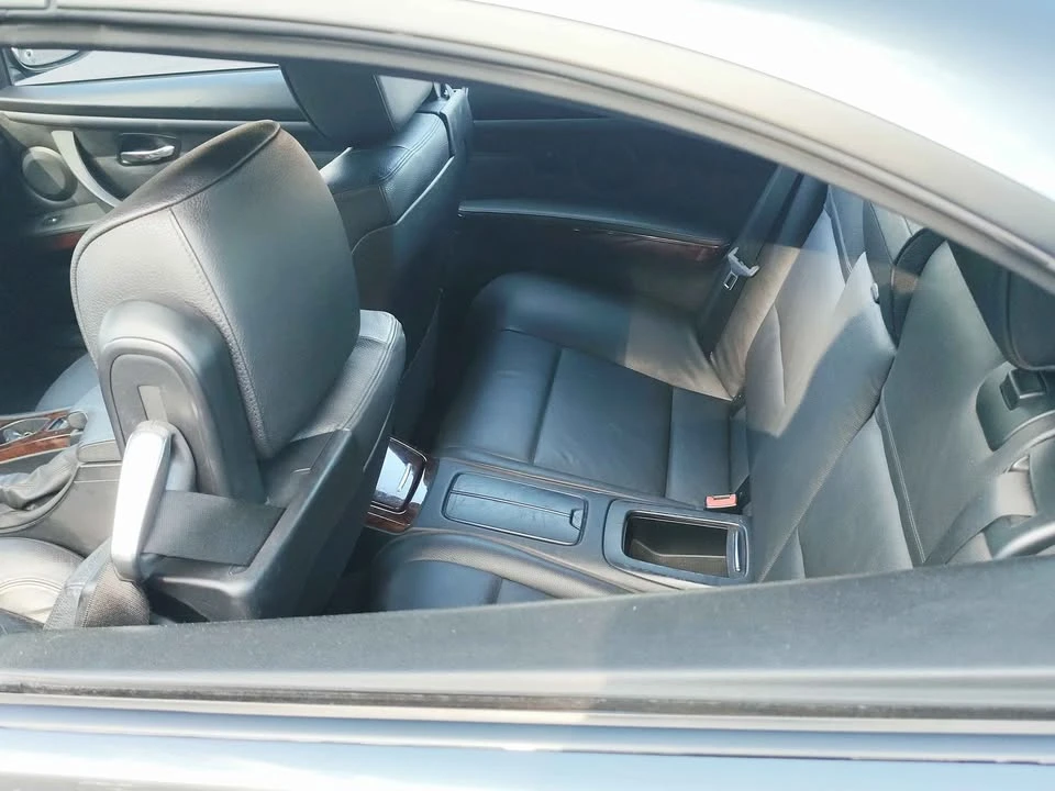 2007 BMW E93 335i Convertible - Image 11 of 17