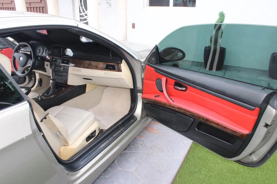 2007 BMW E93 335i Convertible - Image 9 of 20