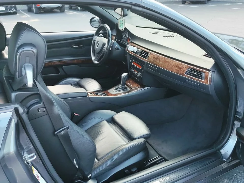 2007 BMW E93 335i Convertible - Image 12 of 17