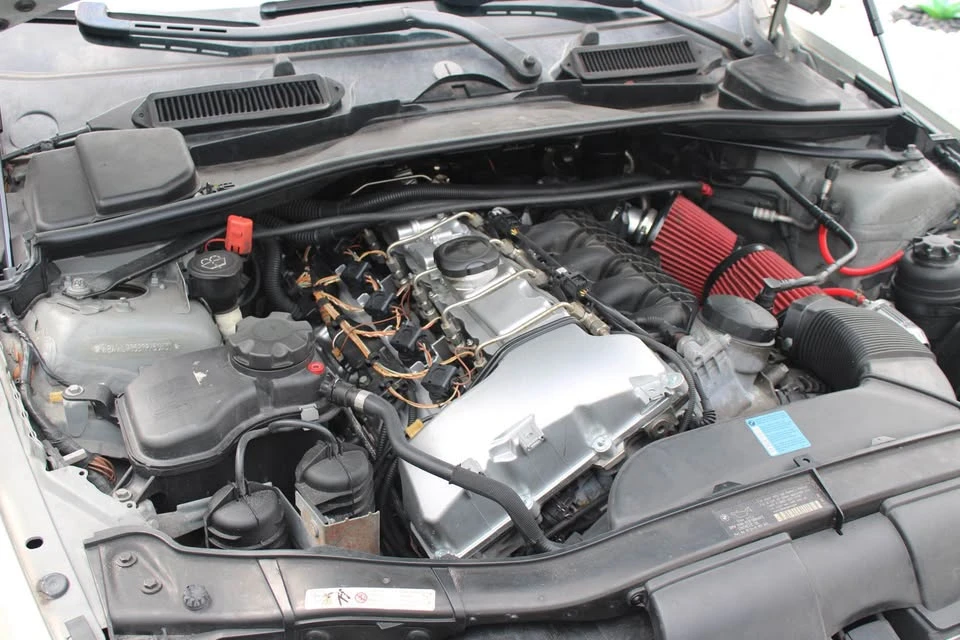 2007 BMW E93 335i Convertible - Image 15 of 20