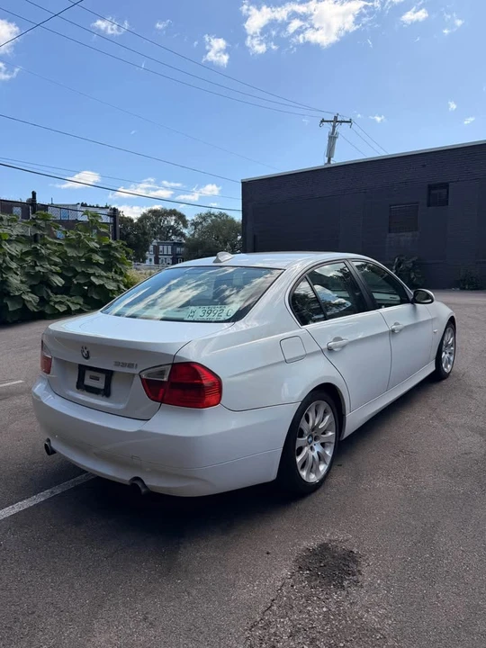 2007 BMW E90 335i Sedan - Image 4 of 10