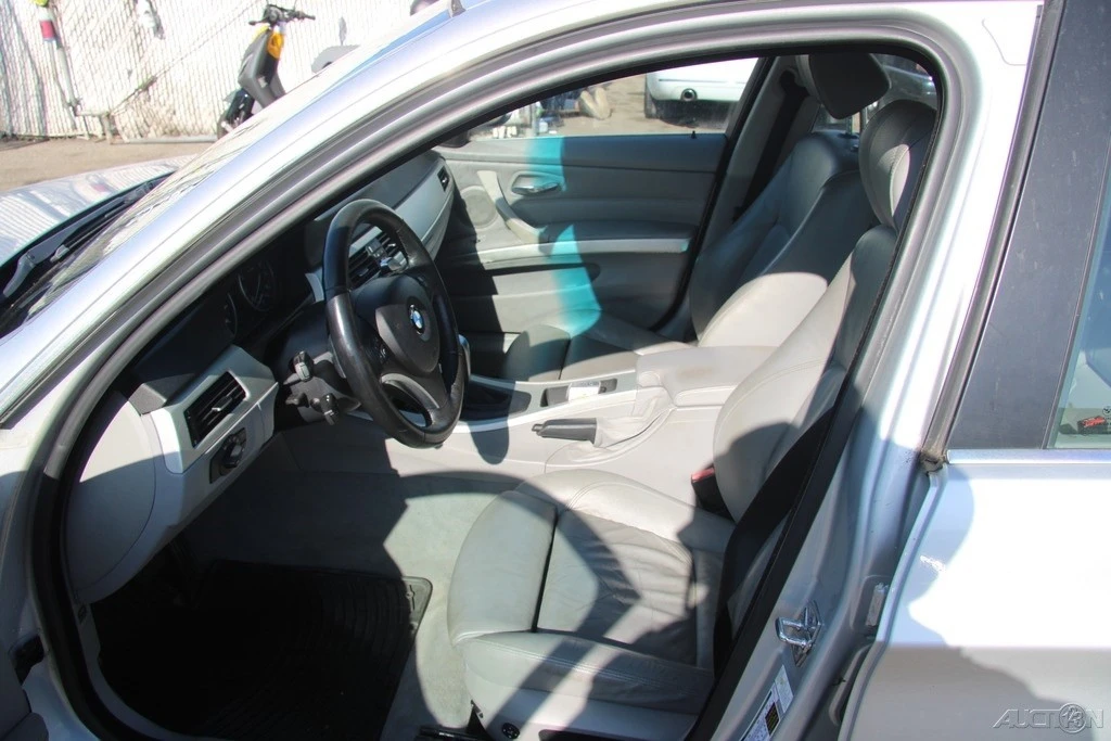 2007 BMW 3 Series - Image 13 of 21