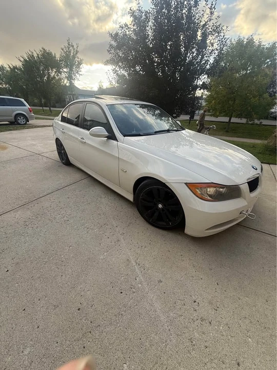 2007 BMW E90 3 Series Sedan - Image 5 of 6