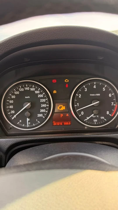 2007 BMW E90 3 Series Sedan - Image 9 of 17