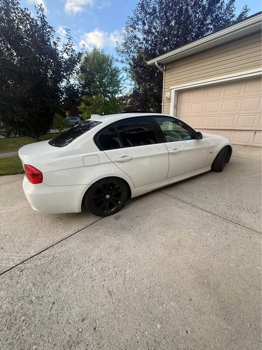 2007 BMW E90 3 Series Sedan - Image 4 of 6