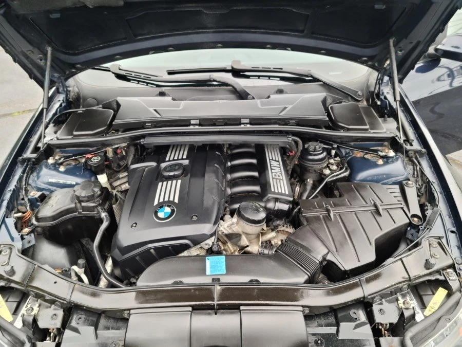 2007 BMW E90 3 Series Sedan - Image 9 of 17