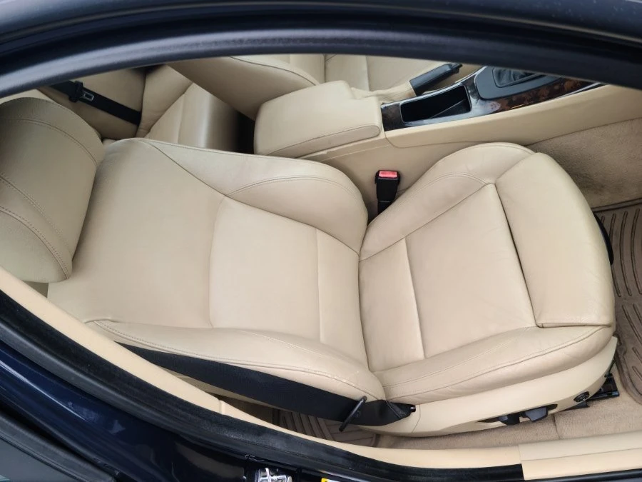 2007 BMW E90 3 Series Sedan - Image 14 of 17