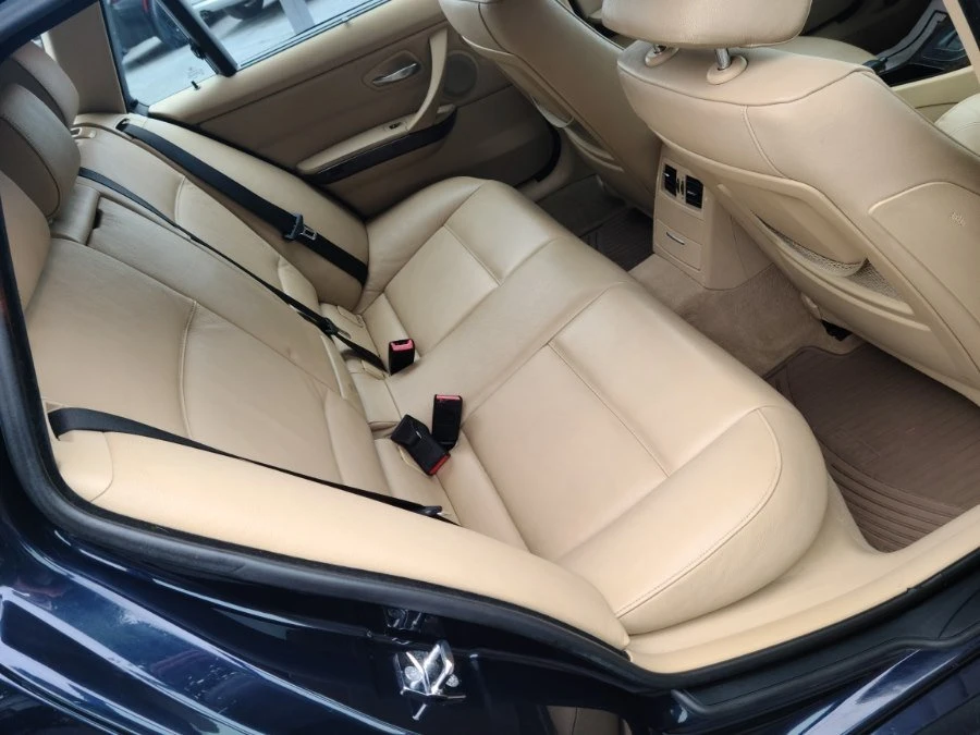 2007 BMW E90 3 Series Sedan - Image 13 of 17