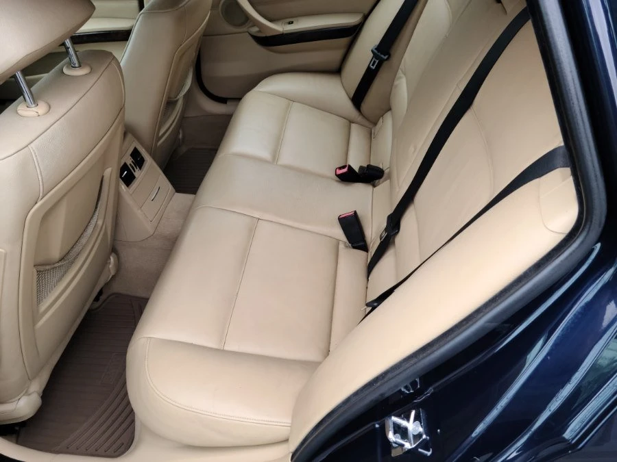 2007 BMW E90 3 Series Sedan - Image 11 of 17
