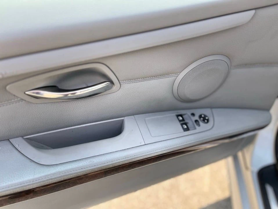 2007 BMW E90 3 Series Sedan - Image 11 of 20