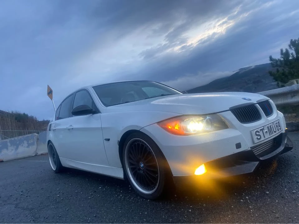 2007 BMW E90 3 Series Sedan - Image 8 of 16