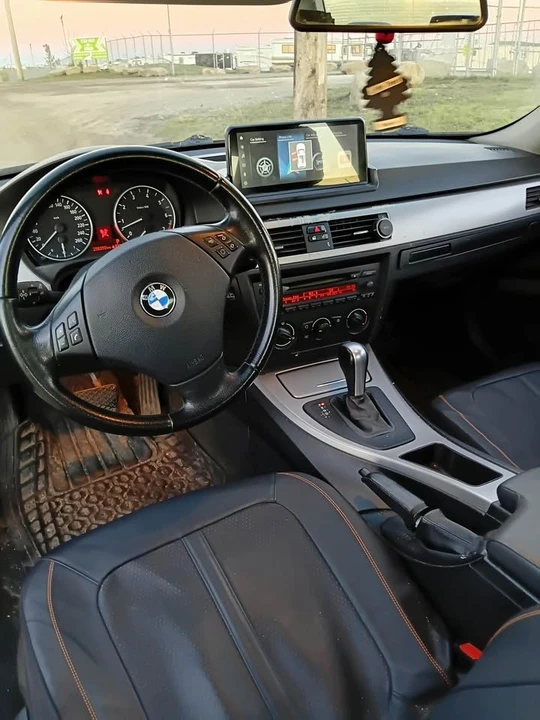 2007 BMW E90 3 Series Sedan - Image 8 of 9