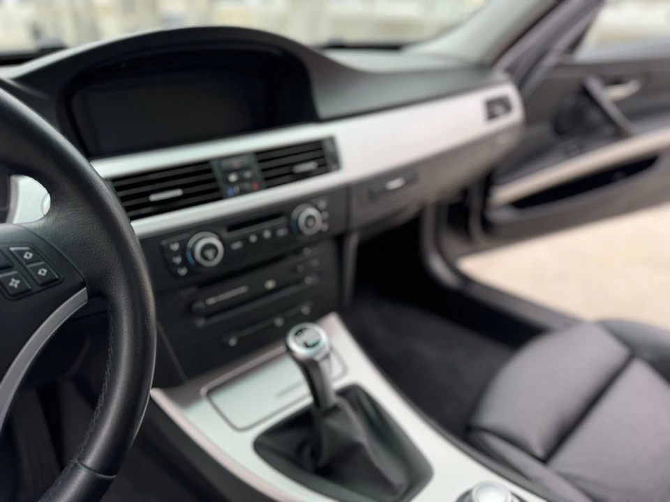 2007 BMW E90 3 Series Sedan - Image 16 of 21