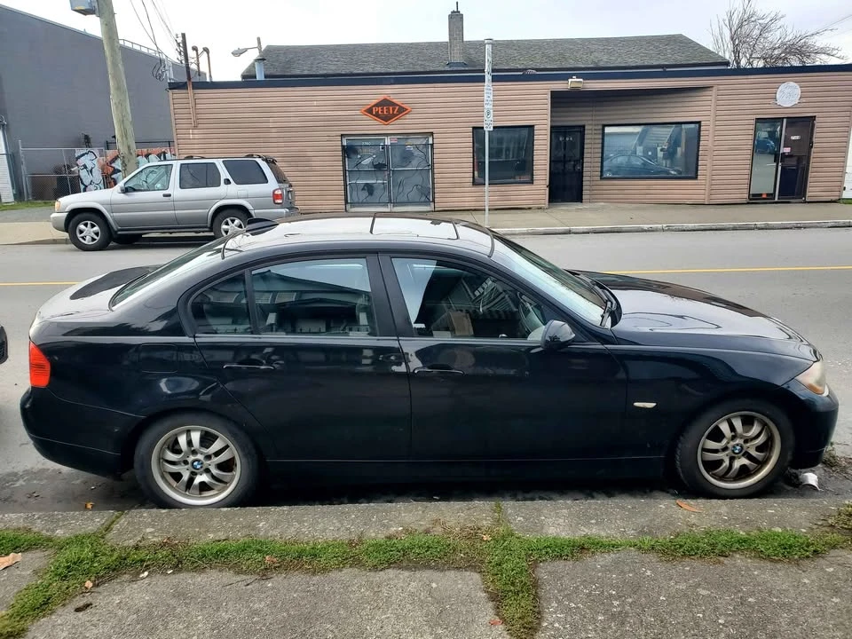 2007 BMW 3 Series - Image 2 of 4