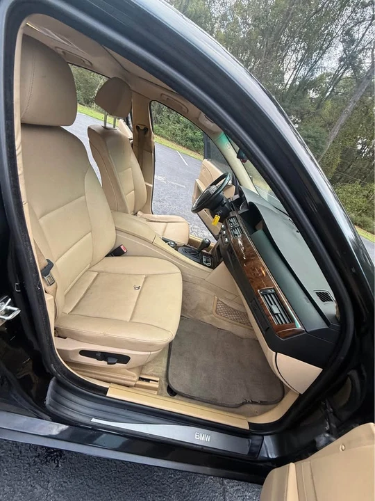 2007 BMW E90 3 Series Sedan - Image 11 of 17