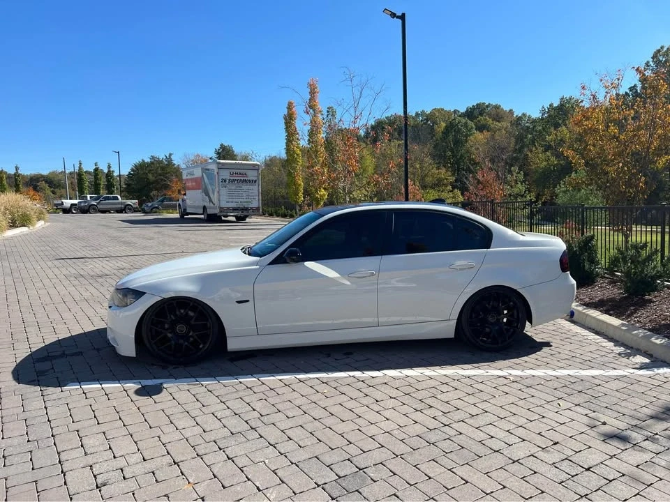 2007 BMW E90 3 Series Sedan - Image 3 of 13