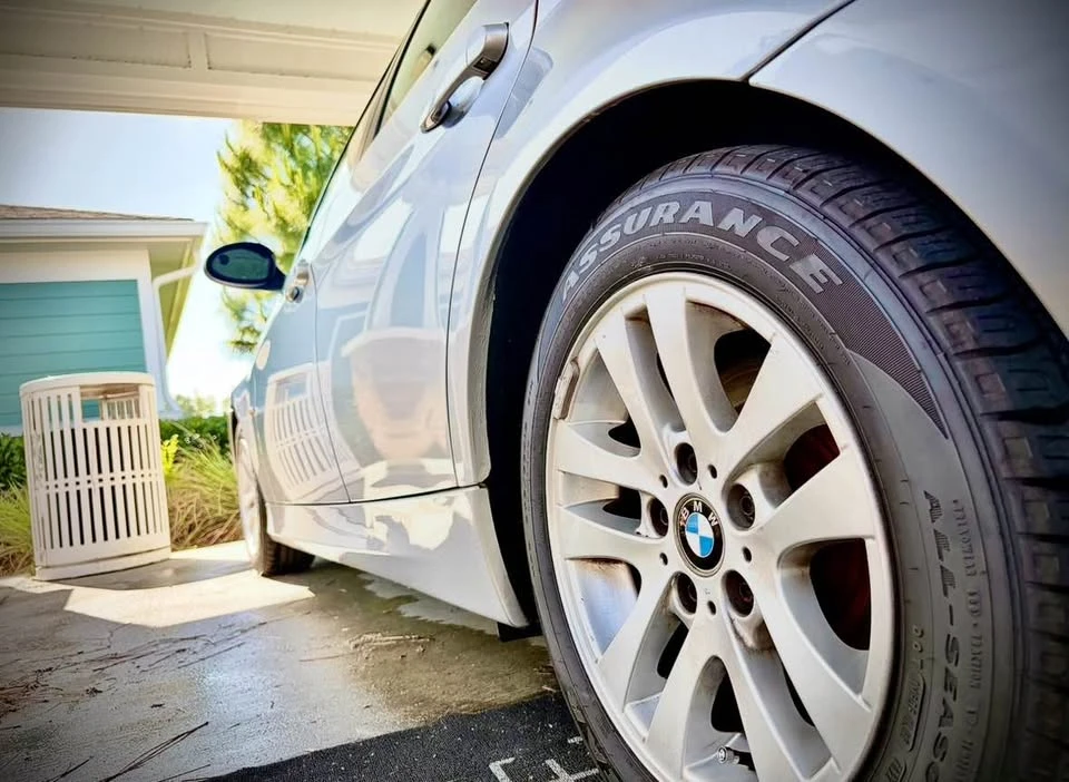 2007 BMW E90 3 Series Sedan - Image 5 of 17
