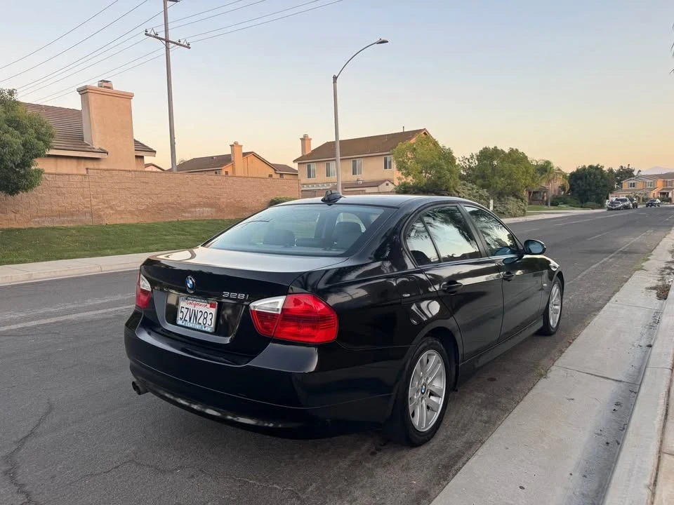 2007 BMW E90 3 Series Sedan - Image 3 of 10