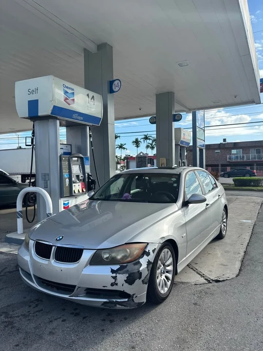 2007 BMW E90 3 Series Sedan - Image 3 of 12
