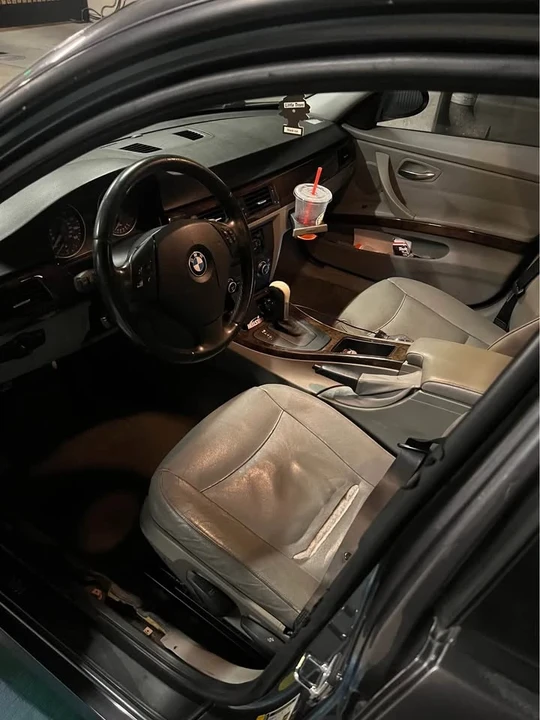 2007 BMW E90 3 Series Sedan - Image 8 of 11